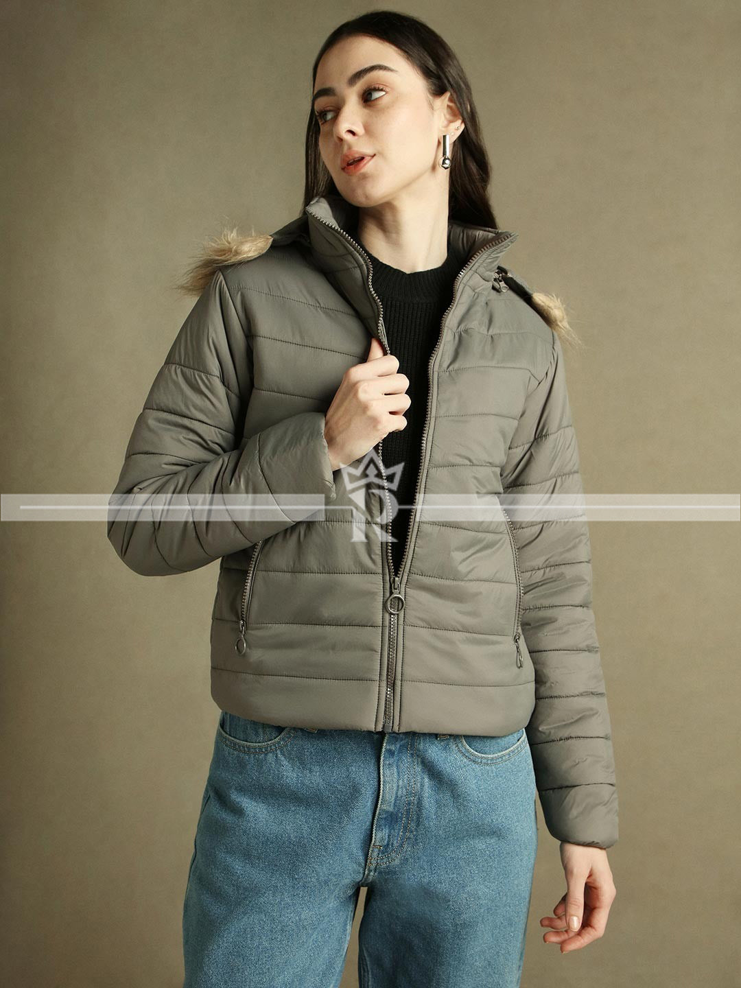 DL Woman Puffer Jacket